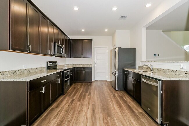 Photo - SINGLE FAMILY HOME