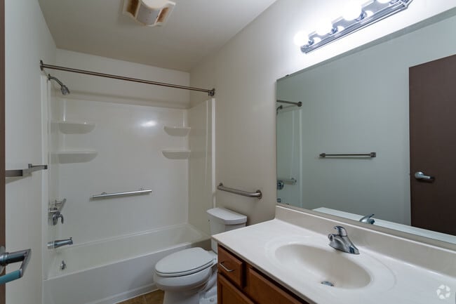 2BR, 1BA