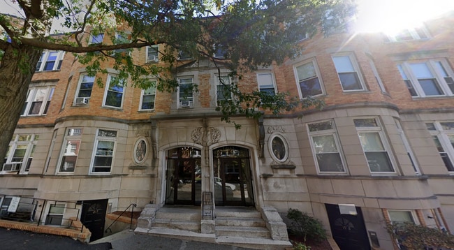 Photo - 17 Fairbanks St