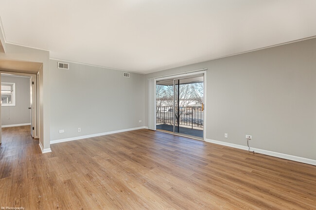 Photo - 11036 Kilpatrick Ave Unit 3NE