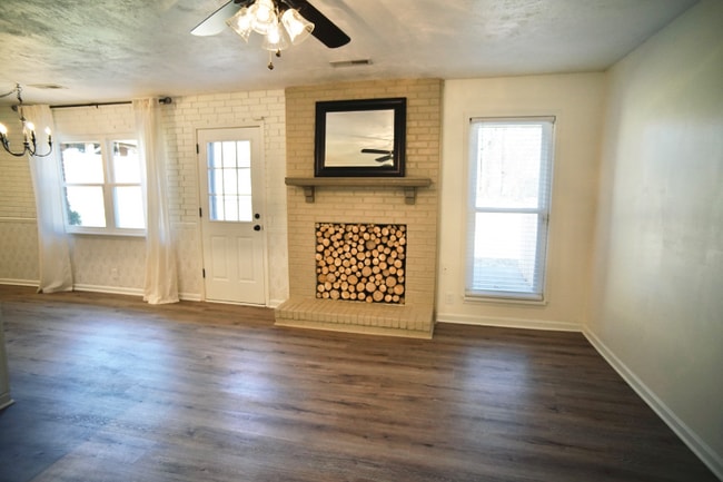 Photo - 120 Ridgemont Pl