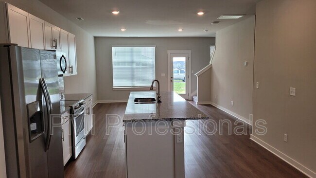 Photo - 1720 Frodo Wy