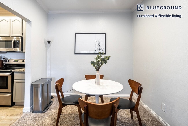 Photo - 39975 Cedar Blvd Unidad FL3-ID1606