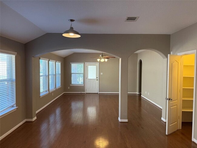 Photo - 419 Strawberry Blonde Dr