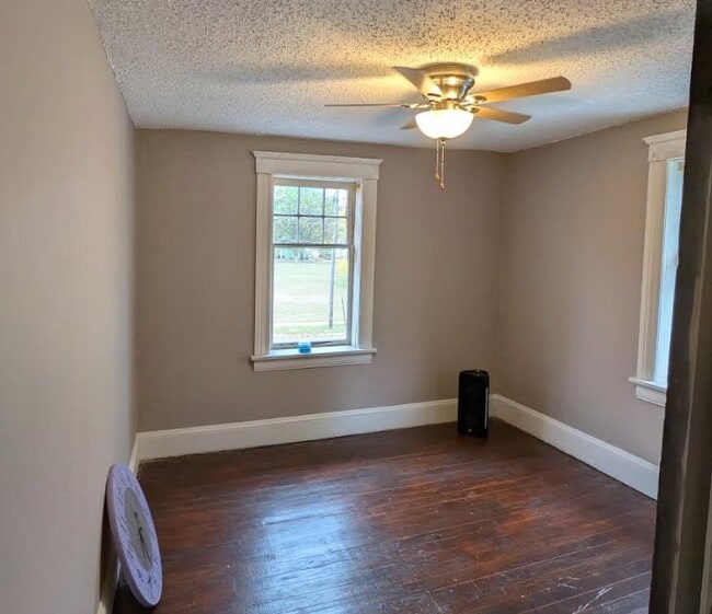 Photo - 507 Griswold St
