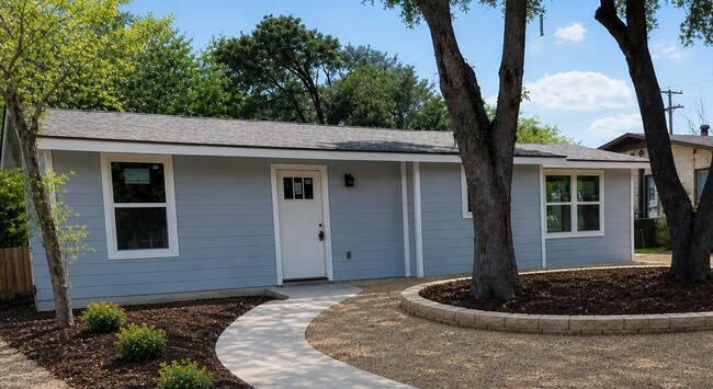 Building Photo - 146 Redrock Dr