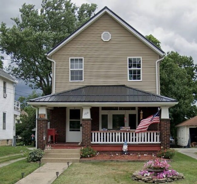 Building Photo - Alliance 3 Bedroom  - Single Family Home