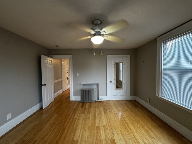 Photo - 16 Cutter St Unit 2R
