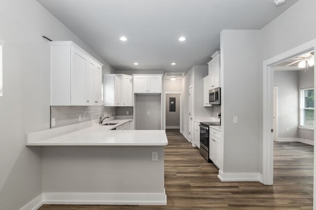 Photo - Charming 3-Bed, 2-Bath Home with Fenced Ya...