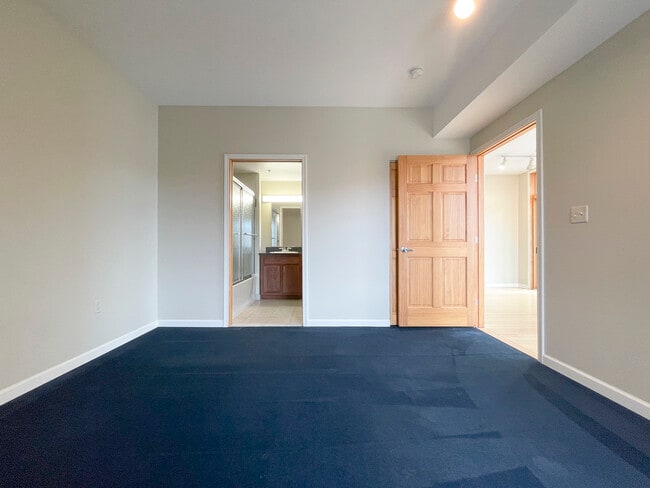 448 Elmwood Ave
