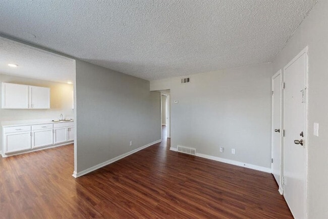 Greenway Apartments