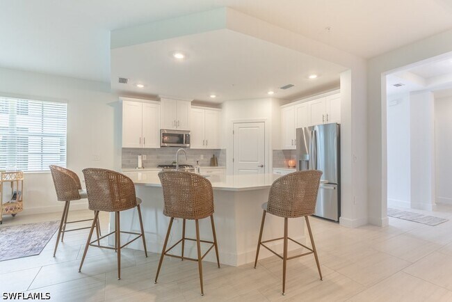 16903 Fairgrove Way Unit 102