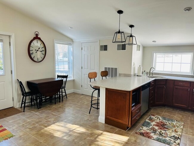 Photo - 3045 Conestoga Rd Unit Loft