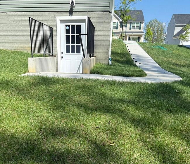 Photo - 512 Rivers Edge Dr