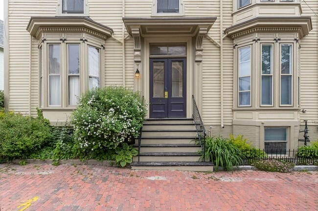 Photo - 256 Vaughan St Unit 1