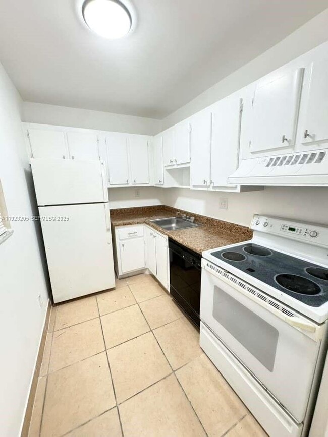 Photo - 961 NW 45th St Unit 1