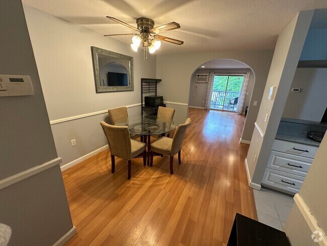 Building Photo - 12 Timberwood Dr Unit 302 Rental
