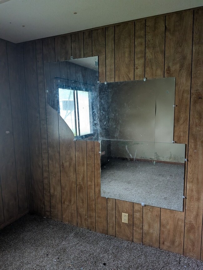 Photo - 173 E Wilson Dr