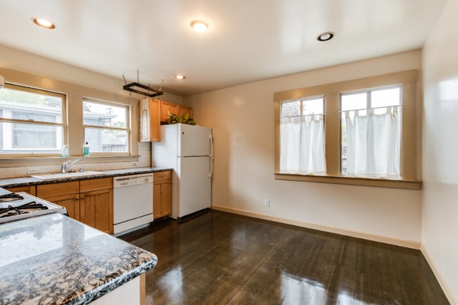 Photo - 2605 Fulton St