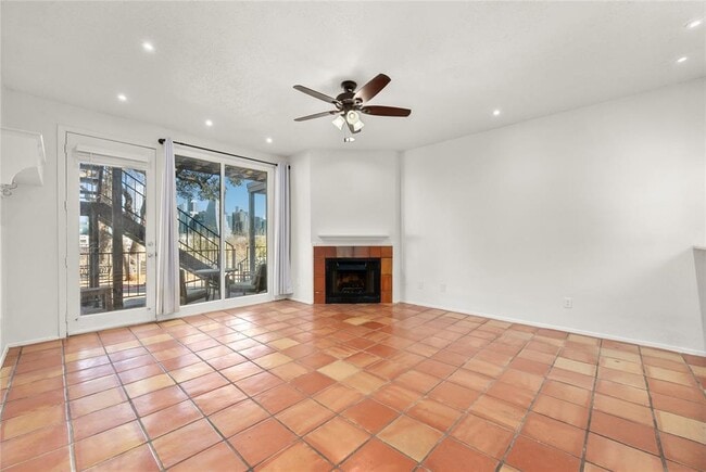 Building Photo - 1501 Barton Springs Rd Unit 118