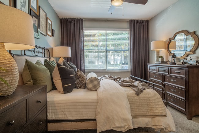 Photo - Winsted at White Rock