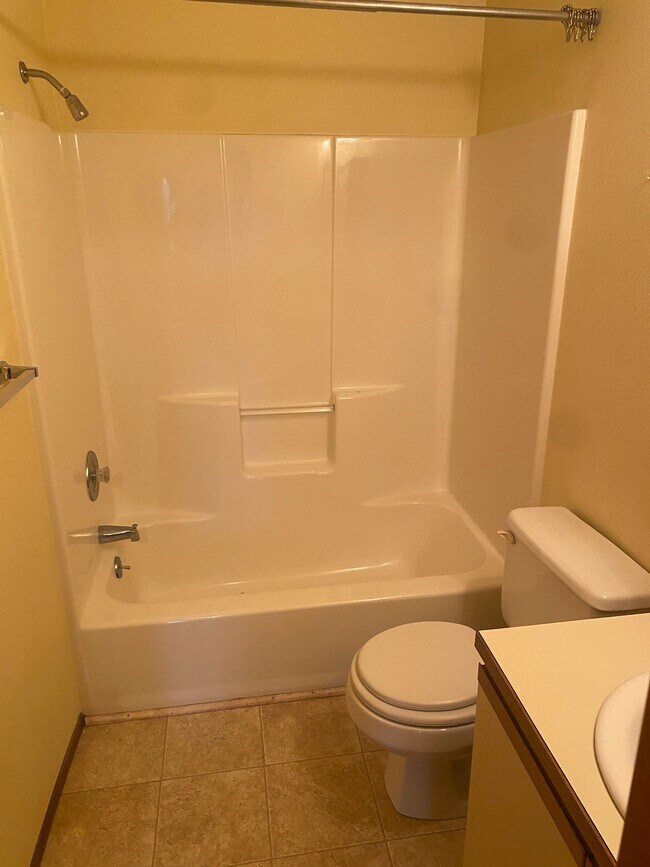 Photo - 934 Starfish Ct SW