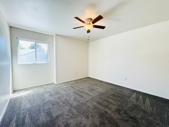 Photo - 6898 W Susan Ln Unit 201