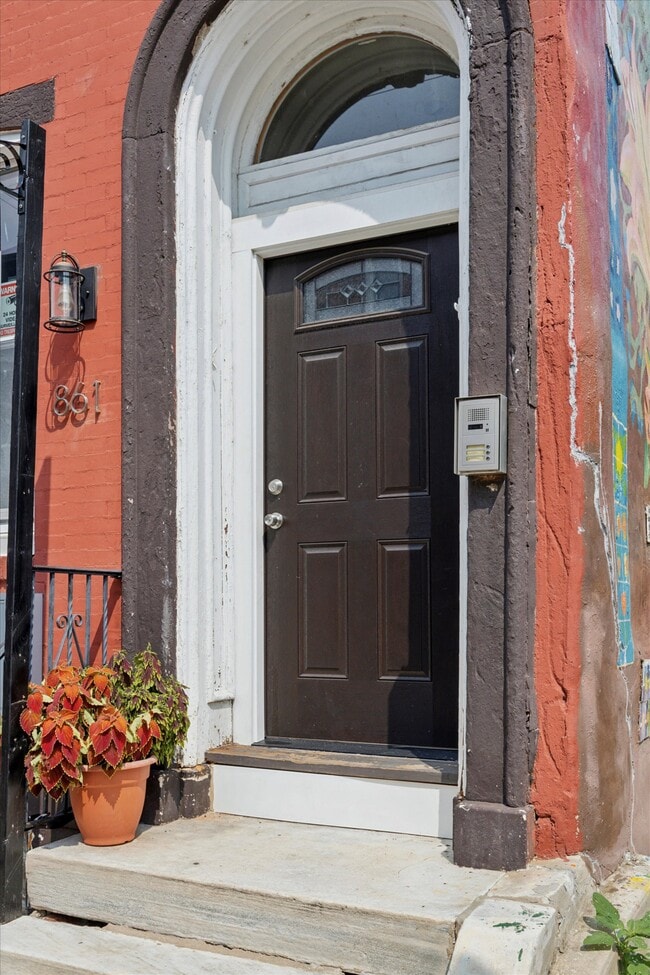 Photo - 861 N 20th St Unidad 3