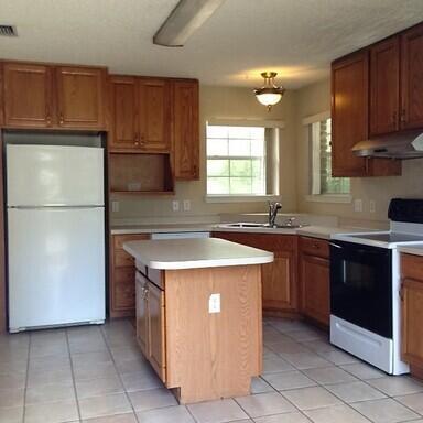 Photo - 3102 Lynn Dr