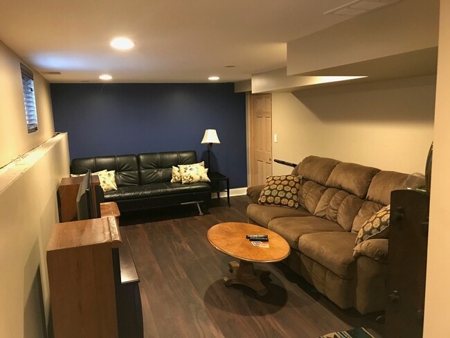 Photo - 605 McCarthy Rd