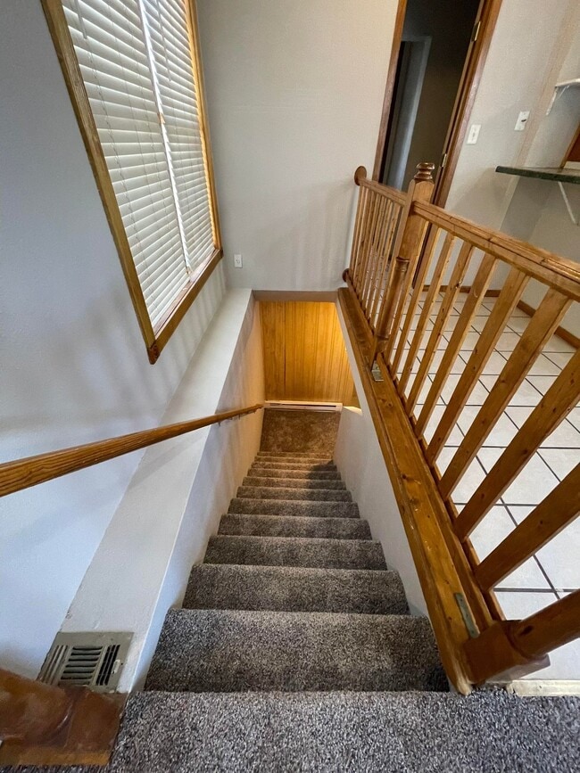 Photo - 1705 11th Ave N