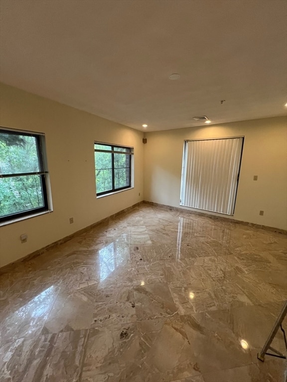 Photo - 373 Highland Ave Unidad 308