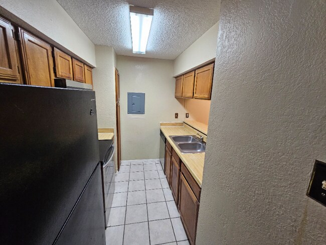 Photo - 9611 Walnut St Unit 1104