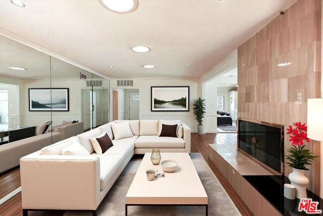 Photo - 12508 Sarah St