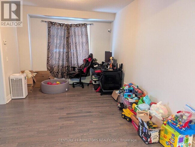 Photo - 117 Chandler Terrace