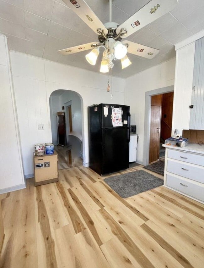 Photo - 806 E Loomis St Unit 1