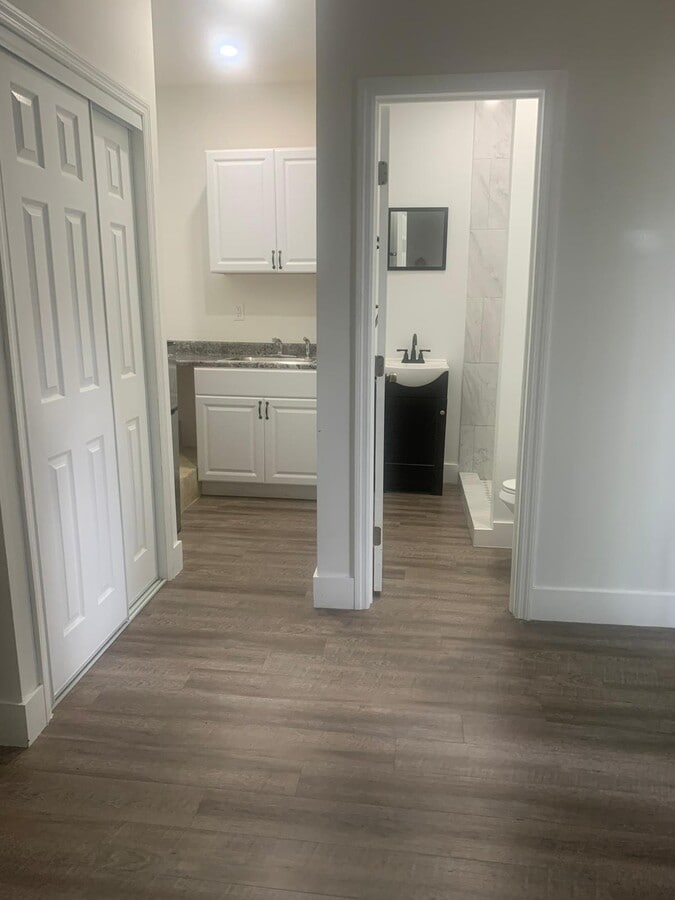 Photo - 232 W 43rd St Unit Studio