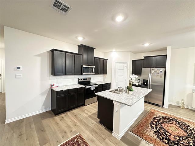 809 Lone Rock Dr