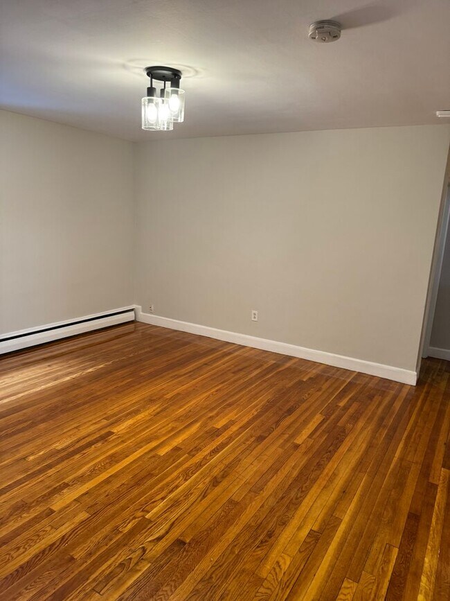 Photo - Great 2 bedroom Available 1/1/26