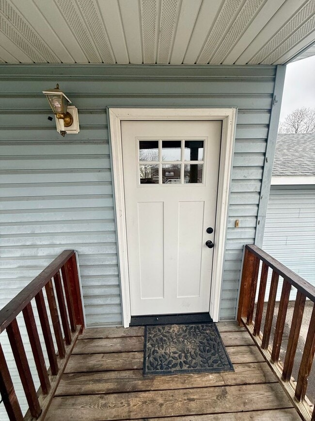 Building Photo - 1324 S 2nd St W Unit C