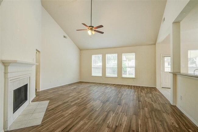 Photo - 21718 Grand Hollow Ln Casa