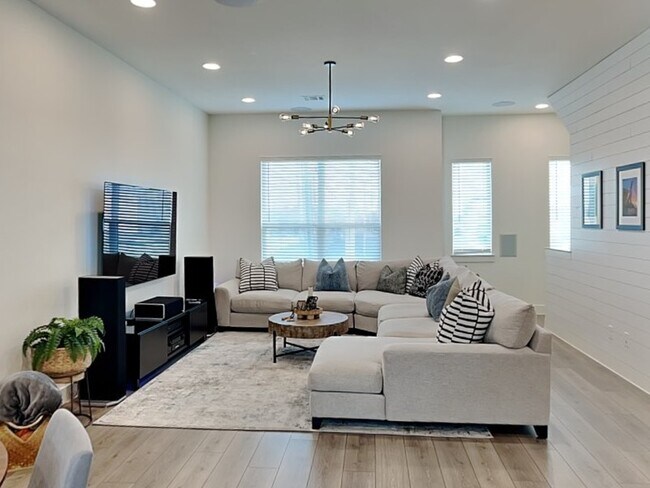 Photo - 1733 W Cantey St