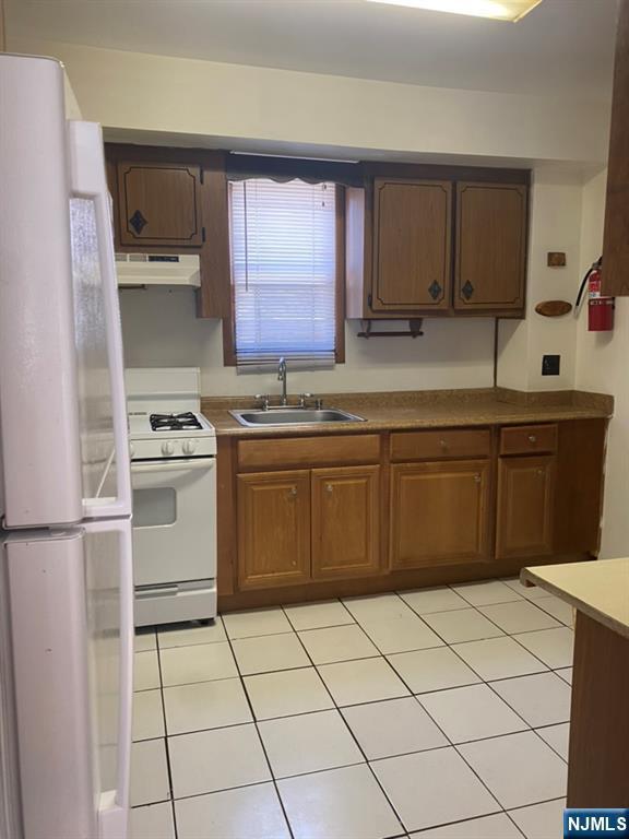 Photo - 140 Phelps Ave