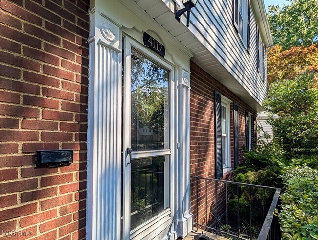 Photo - 4117 Silsby Rd