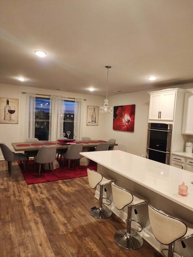 Photo - 10310 Ratcliffe Trl Unit Landing at Cannon Branch