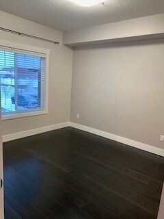 Photo - 11205-11105 105 Ave