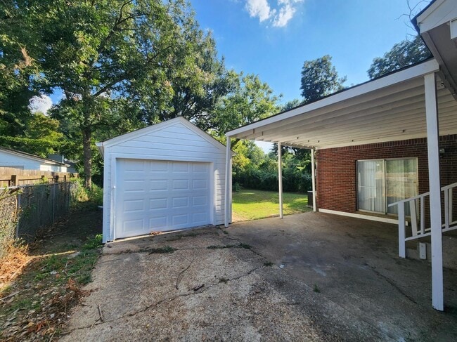 4425 Boyce Rd