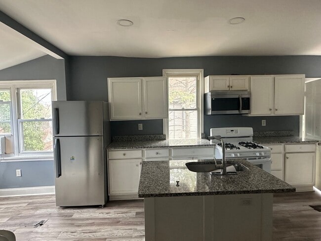 Photo - 2906 Grindon Ave Unit Apt. 2