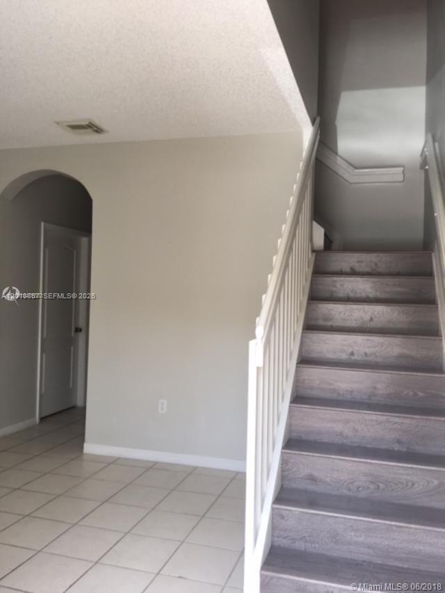 Photo - 16614 NW 72nd Pl