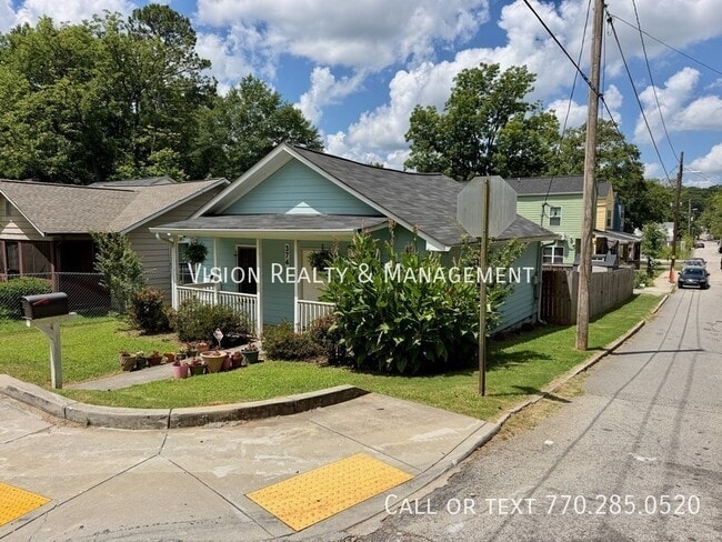 Photo - 374 Paines Ave NW